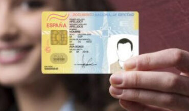 Nacionalidad-espanola-por-residencia-e1617741659155